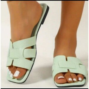 Women's non-slip flat sandal slide sz 7.5